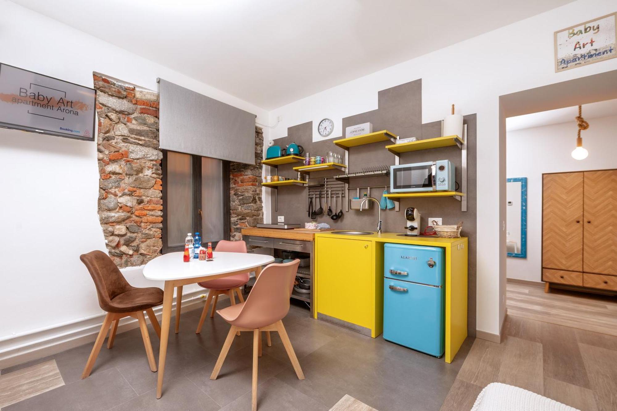 Baby Art Apartment Арона Экстерьер фото
