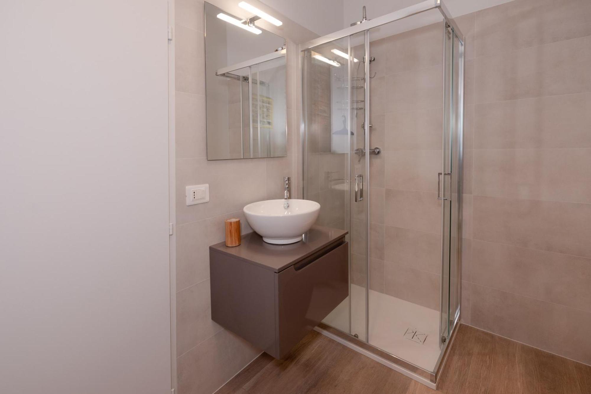 Baby Art Apartment Арона Экстерьер фото